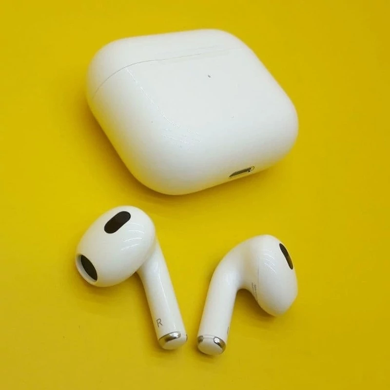 هندزفری بلوتوث مدل AirPod Pro 3 ANC (های کپی)