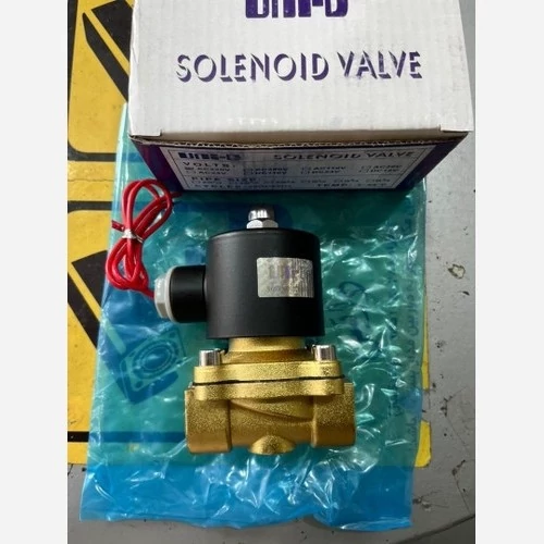 شیر برقی یونی دی مدل UW-15 1/2 اینچ 220 ولت مخصوص ابیاری و مه پاش ها و اتوماسیون و خانه هوشمند