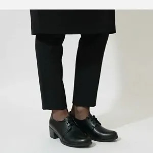 کفش چرم زنانه طبی بندی مدل پارمیس مشکی پاشنه 5 سانت