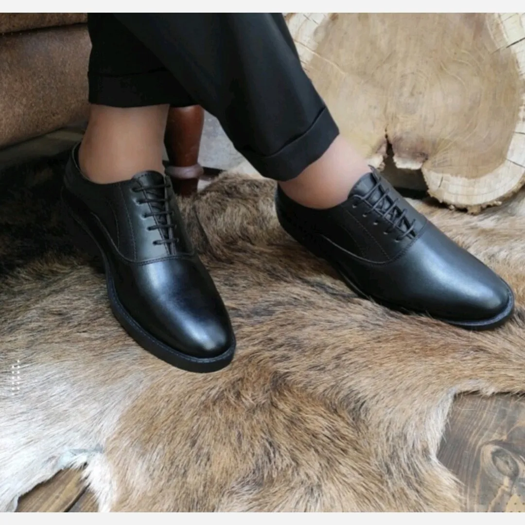 کفش اسپرت مردانه چرم صنعتی بیاله مناسب مجلسی اداری و رسمی