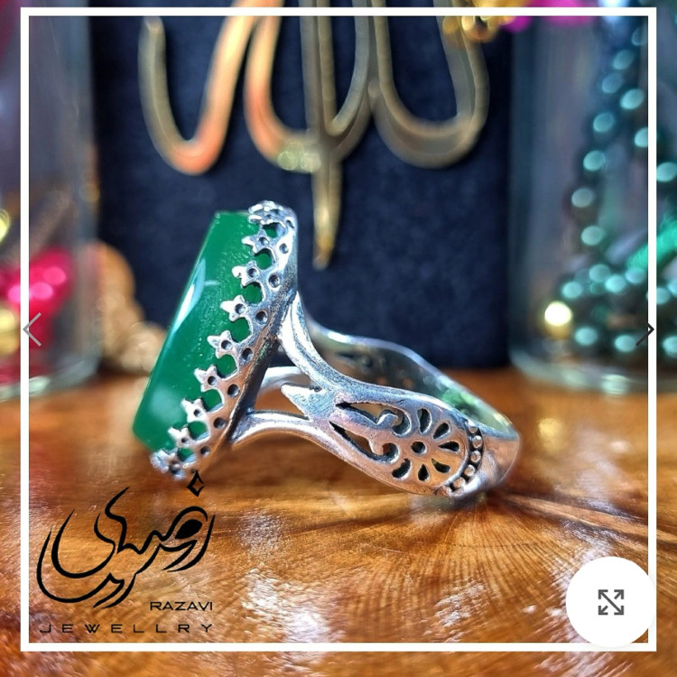 انگشتر مردانه عقیق سبز با حکاکی دست استاد فتح و رکاب آلیاژ نقره روس