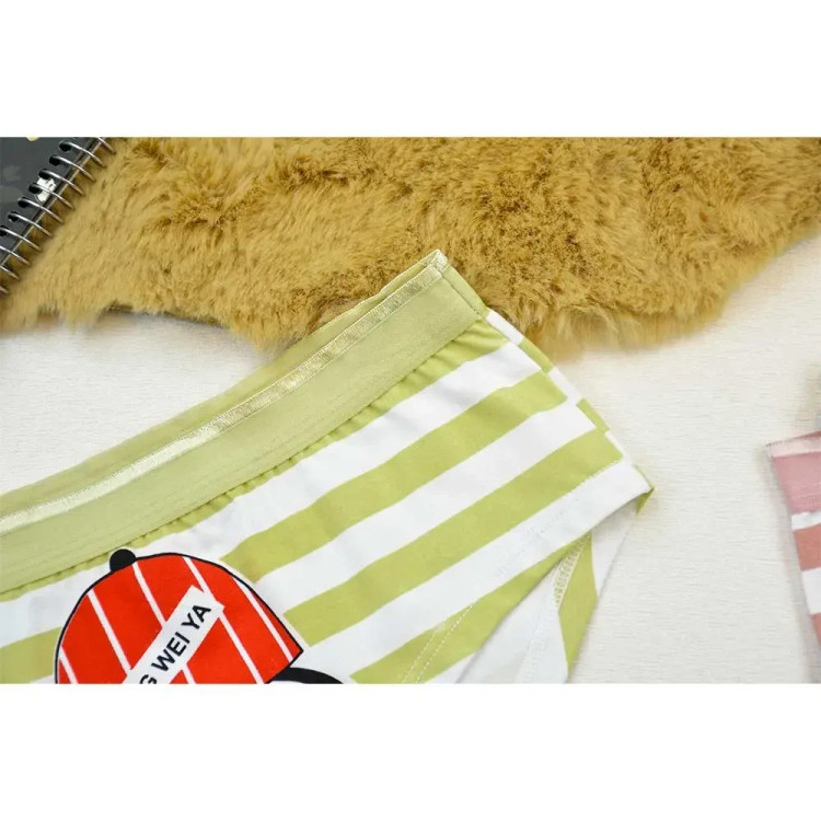 شورت زنانه نخی طرح راه راه گربه کد 11565