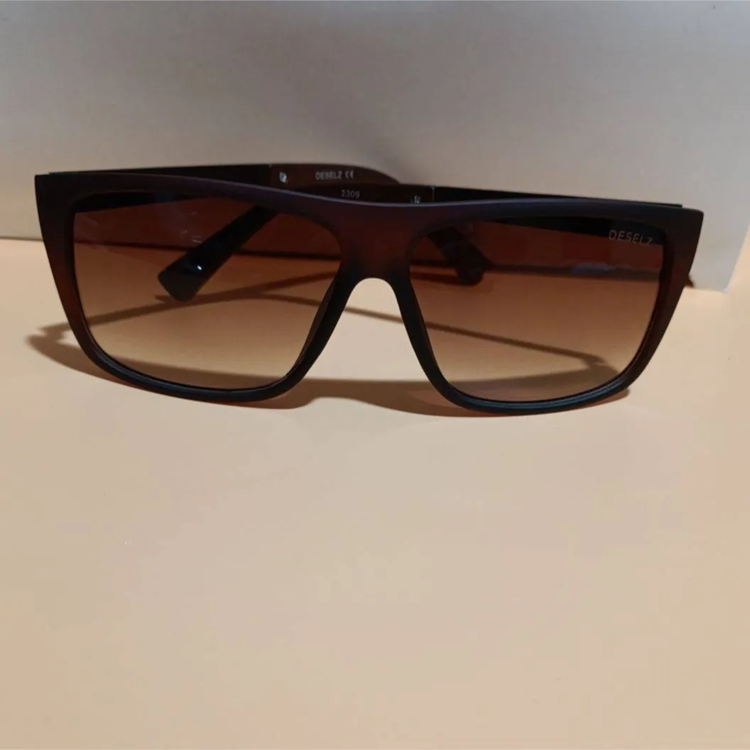 عینک آفتابی مردانه دیزل DESELZ آیتم 2309 استاندارد UV400 مناسب صورت متوسط و بزرگ