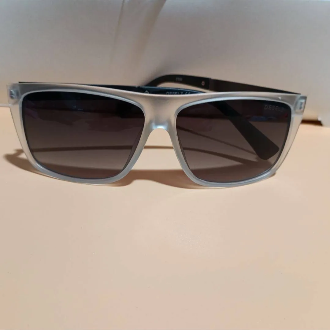 عینک آفتابی مردانه دیزل DESELZ آیتم 2309 استاندارد UV400 مناسب صورت متوسط و بزرگ