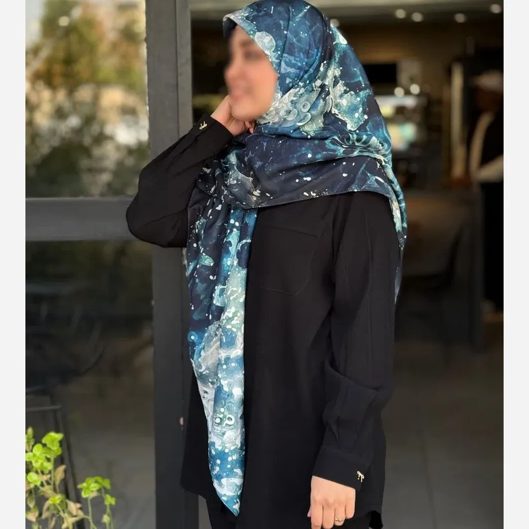 روسری نخ طرح زحل مناسب تیپ اسپرت و مجلسی