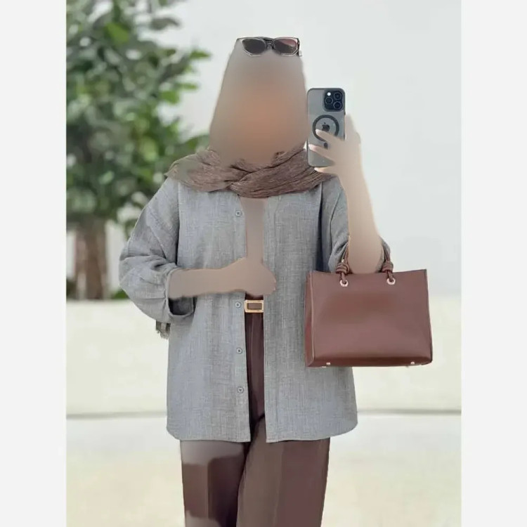 شومیز رخساره جنس شانتون سایز فری رنگ سبز خاکی طوسی اخرایی