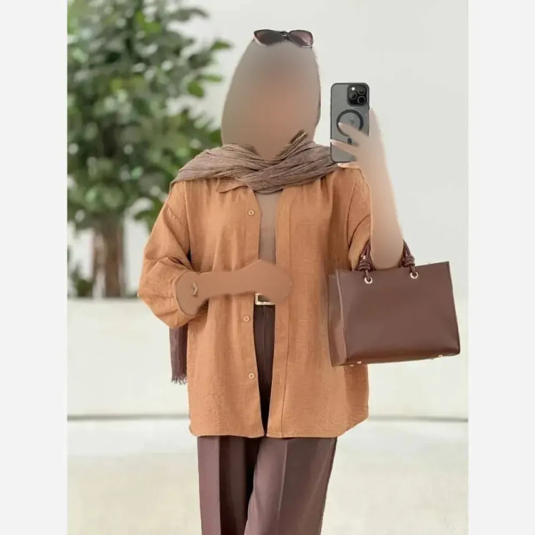 شومیز رخساره جنس شانتون سایز فری رنگ سبز خاکی طوسی اخرایی