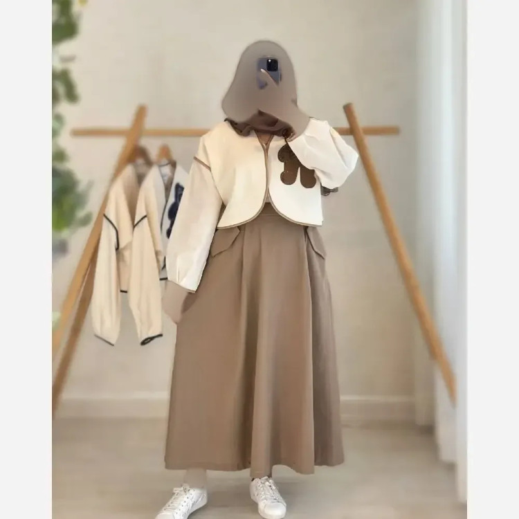 کت و دامن زنانه طرح خرسی جنس لینن در سه رنگ متنوع سایز 1 و 2