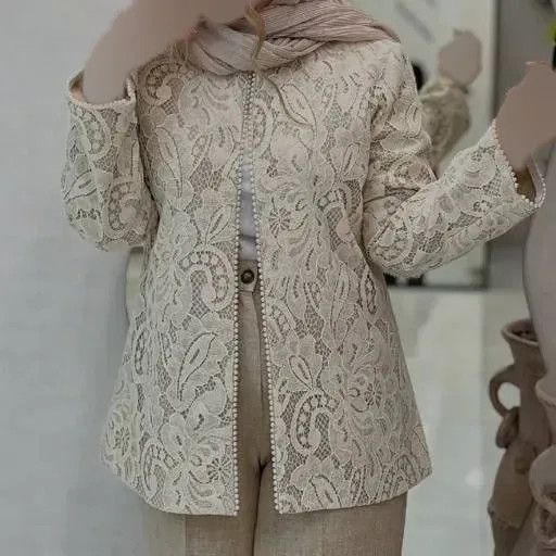 ست مانتو و شلوار مجلسی زنانه گیپور و مازراتی مرواریدی مدل مزونی