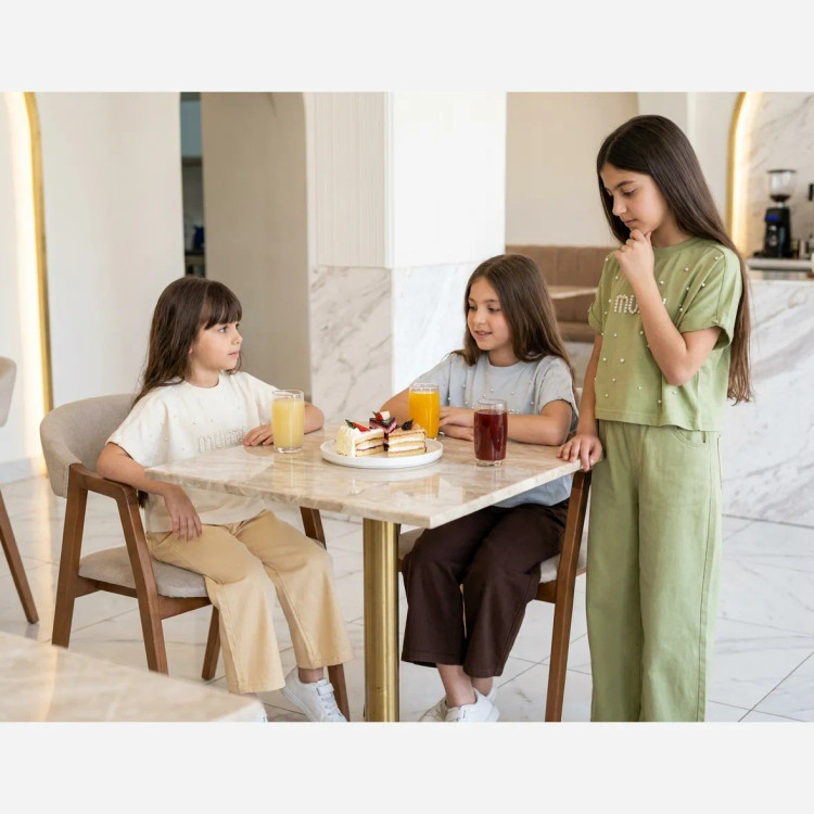 تیشرت کراپ دخترانه طرح میو میو مرواریدی