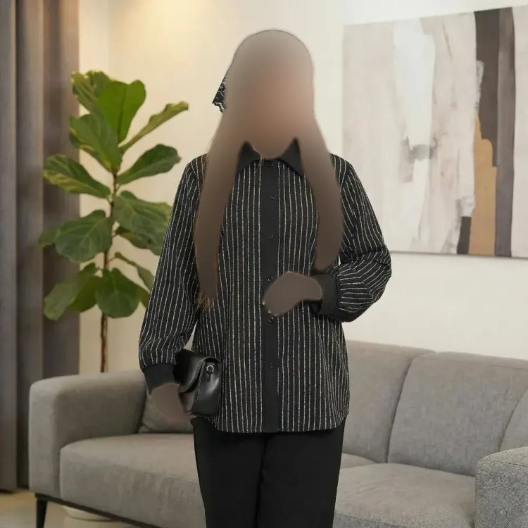 شومیز زنانه مدل سحرناز جنس کرپ الیزه با خرجکار نگین دار و دکمه دار سایز 38 تا 60