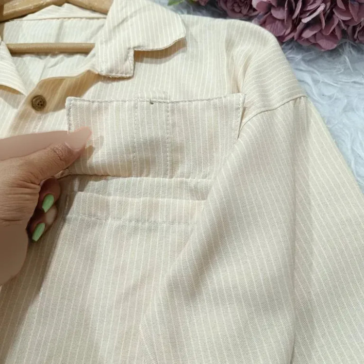 شومیز مانتویی راه راه دیپلمات 280 جنس دیپلمات درجه یک سایز فری 38 تا 46