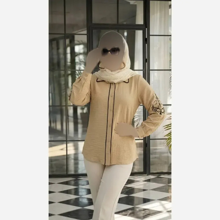 شومیز مانتویی مزونی هیوا 279 جنس صوفیا مغزی دوزی و گلدوزی فری سایز (38-46)