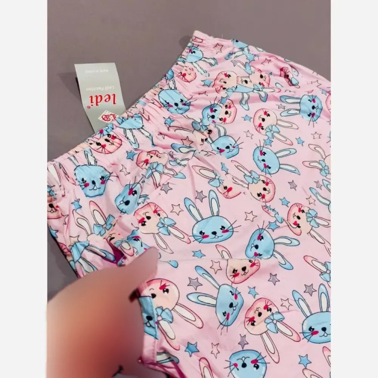 شلوار راحتی زنانه قواره بزرگ طرح فانتزی جنس پنبه گیاهی نرم و لطیف جیب دار و مچ دار سایز 38 تا 50