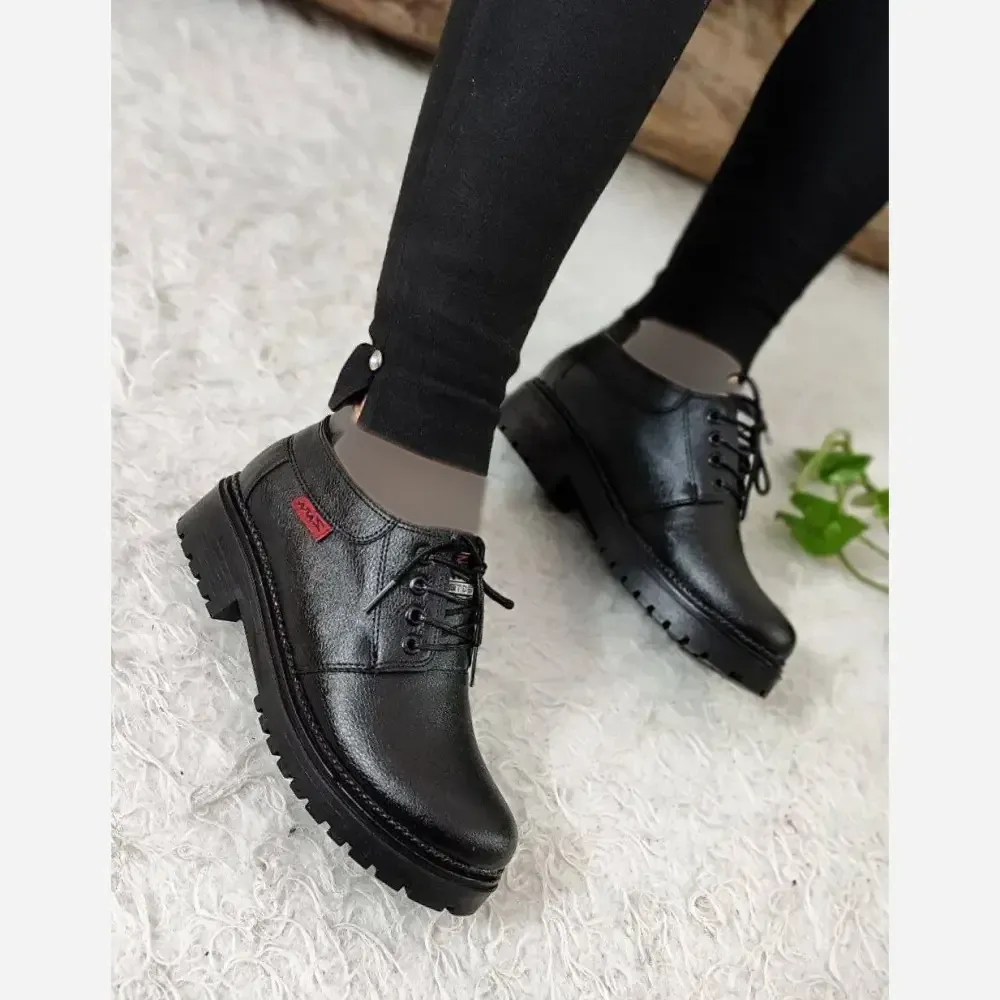 کفش طبی تابستانه زنانه مدل تبسم با زیره PU و پاشنه 6 سانت رنگ مشکی