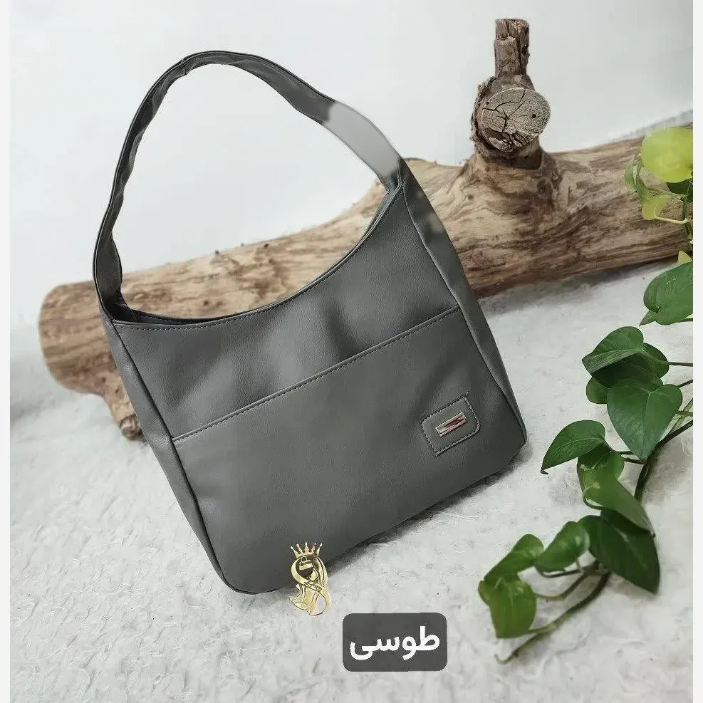 کیف اسپرت زنانه مدل لونا جنس چرم خارجی بزرگ و جادار