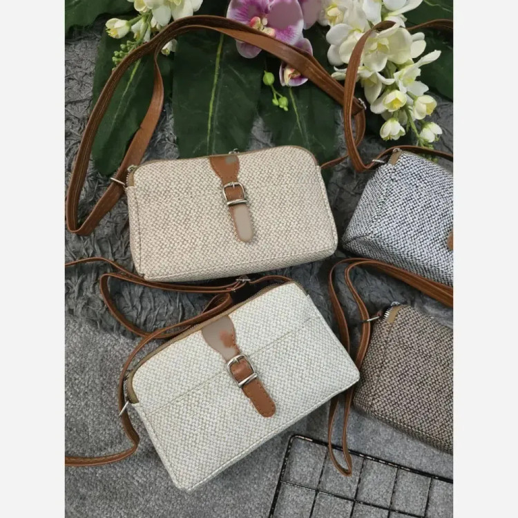 کیف رویال جنس کنفی طرح چرم ابعاد 15 در 22 سانتیمتر