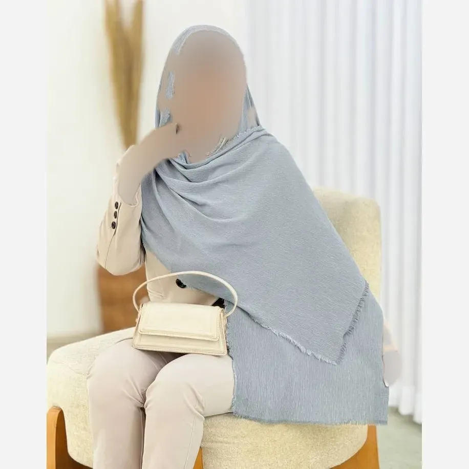 شال پلیسه لمه دار دور ریش ابعاد 175 در 75 سانتی متر