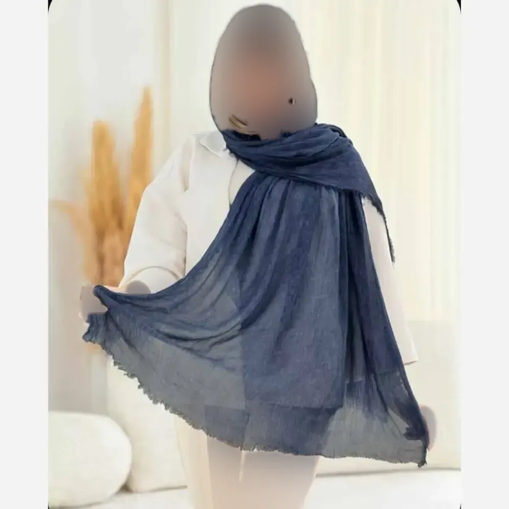 شال پلیسه لمه دار دور ریش ابعاد 175 در 75 سانتی متر