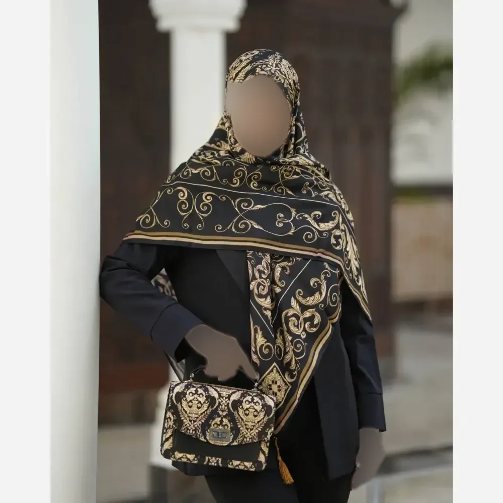 ست کیف و روسری الیزابت با کیف مخمل و چرم و روسری نخی منگولهدار