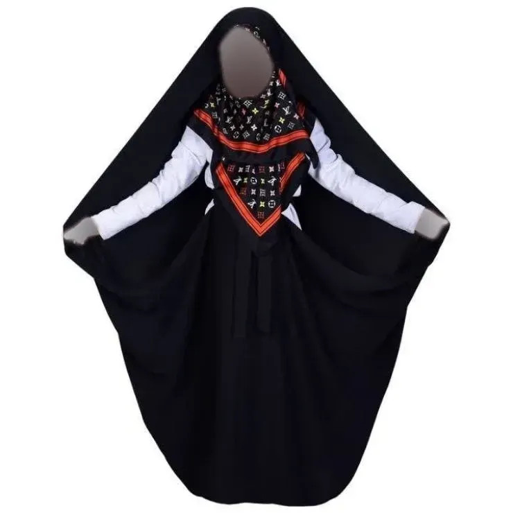 چادر دخترانه مدل حسنا جنس کرپ حریرالاسود مشکی