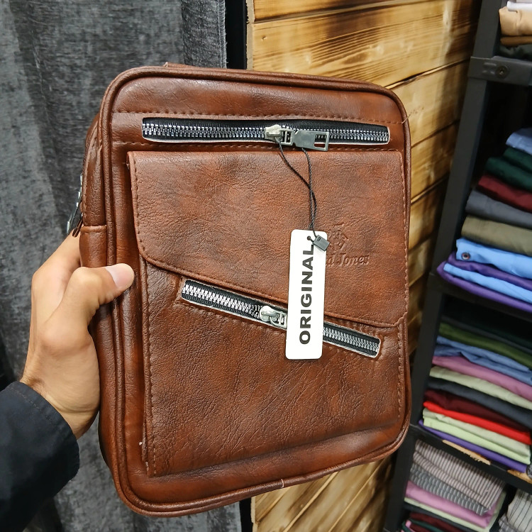 کیف دوشی مردانه چرم مصنوعی طرح David Jones ابعاد 26 در 20 سانتیمتر