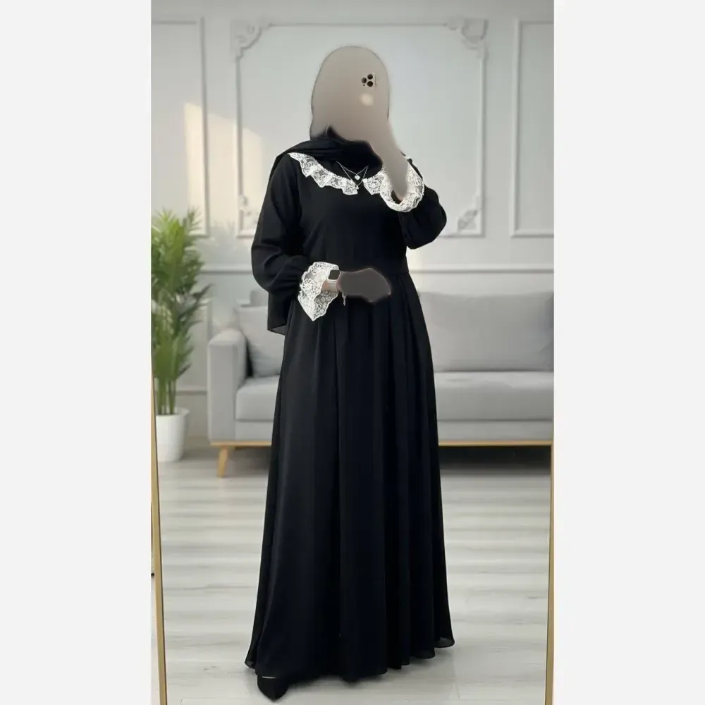 عبا مجلسی زنانه یقه گیپور جنس الیزه مشکی رنگ سایز فری سایز