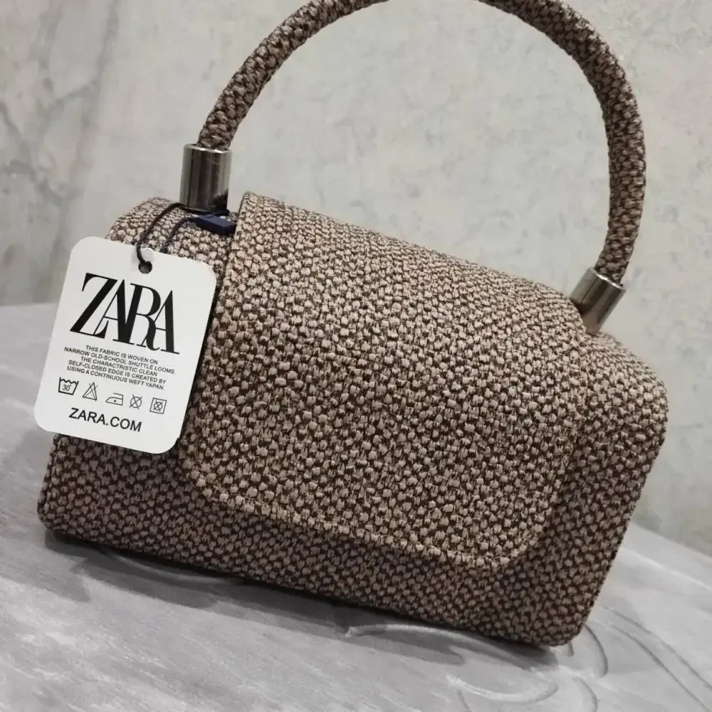 کیف ساندویچی چرم طرح کنف رنگ نسکافه ای کرم سایز آزاد