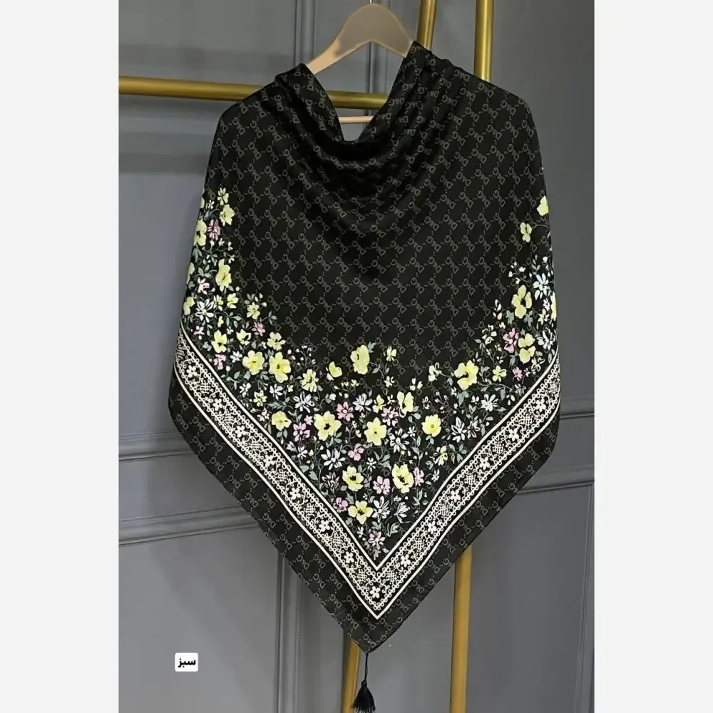 روسری نخی قواره 130 طرح گل دی سبز و کرم