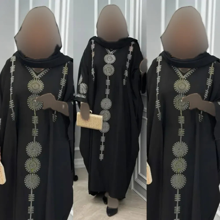 عبا خلیجی مشکی جنس الیزه فری سایز 38 تا 52 قد 125 سانت