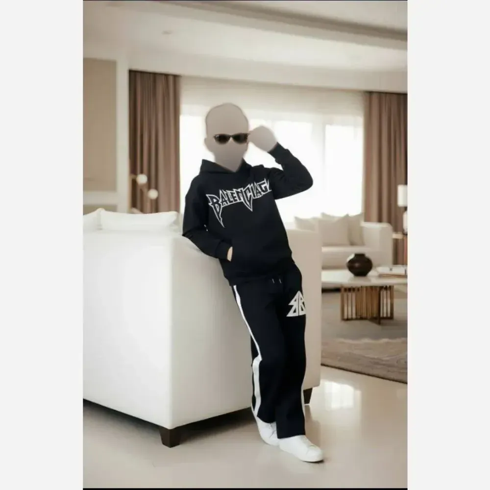 بلوز و شلوار مخمل وارداتی بچگانه مناسب سن 1 تا 8 سال