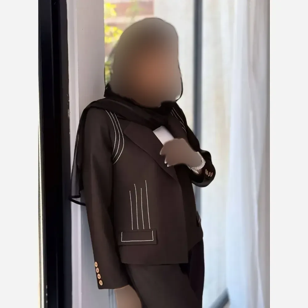 کت شلوار زنانه کرپ مازراتی رنگ کرمی سایز 44 تا 48 مدل شاپرک